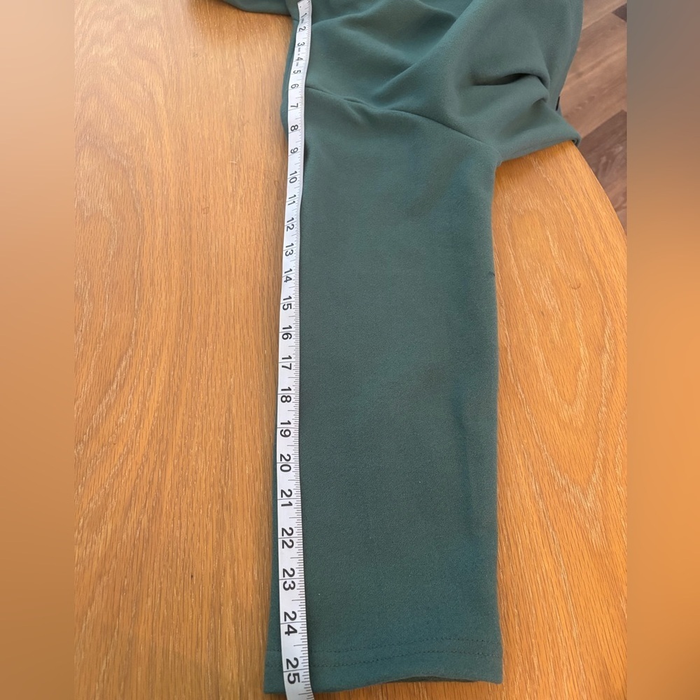 Women’s Hooded Coat M Sage Green Cotton Spandex Snaps Distinctive Details New - Picture 13 of 13